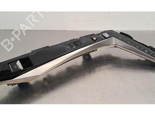 Used Switch PEUGEOT 308 III (FB_, FH_, FP_, F3_, FM_) PureTech 130 (FPHNSL, FPHNST) (131 hp) 28012229