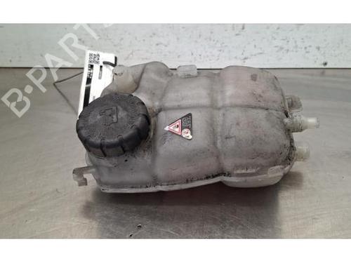 expansion-tank-mercedes-benz-cla-c118-2019-40285486 main image