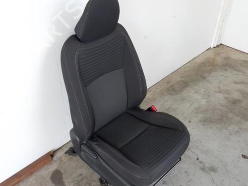 Right front seat TOYOTA YARIS (_P13_) 1.5 Hybrid (NHP130_, NHP130) | BP23642904C16 