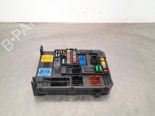 Used Fuse box OPEL CORSA F (P2JO) 1.5 (68) (102 hp) 20079845