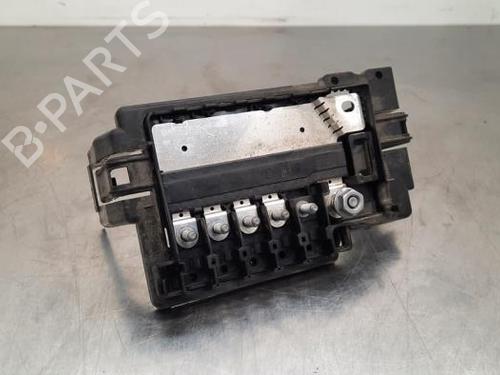 Used Fuse box VW POLO VI (AW1, BZ1, AE1) 1.0 MPi (80 hp) 19634031