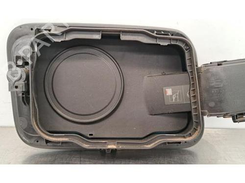 Fuel flap PEUGEOT 308 III (FB_, FH_, FP_, F3_, FM_) PureTech 130 (FPHNSL, FPHNST) | BP27665835C131 
