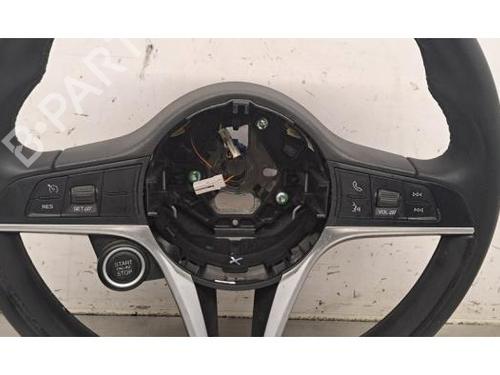 Steering wheel ALFA ROMEO GIULIA (952_) 2.2 D (952AFA25, 952AFM25, 952ALA25) | BP33859583C49 - Image 2