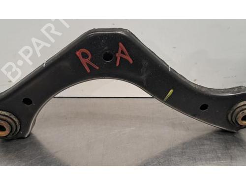 Højre bagtil bærearm KIA CEED Sportswagon (CD) 1.6 GDI Hybrid (141 hp) 31633741