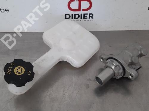 Used Master brake Master brake TESLA MODEL X (5YJX) 90D AWD (525 hp) 10880141 10880141