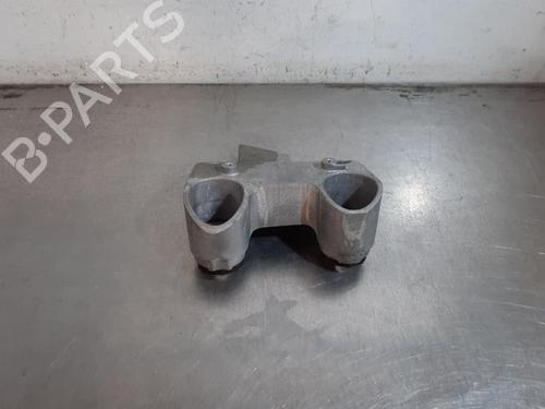 Used Engine mount Engine mount 39064850 39064850