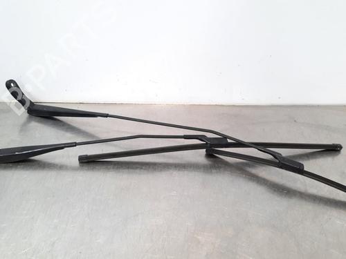 Used Front windshield wiper arm CITROËN BERLINGO MULTISPACE (B9) 1.6 VTi 95 (98 hp) 10901940