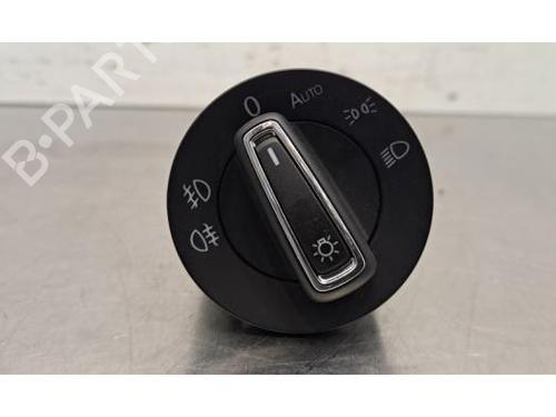 Used Headlight switch Headlight switch SEAT ATECA (KH7, KHP) 1.5 TSI (150 hp) 40202055 40202055