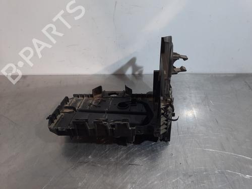 Used Support PEUGEOT 407 (6D_) 1.6 HDi 110 (6D9HZC, 6D9HYC) (109 hp) 15033047