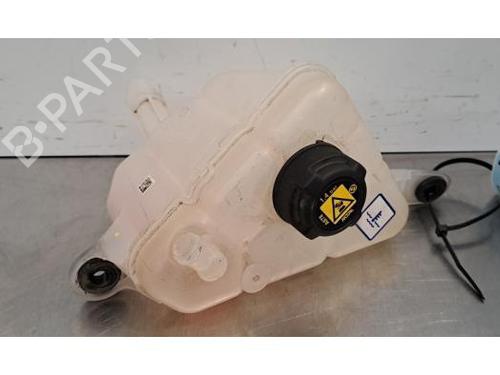 expansion-tank-alfa-romeo-stelvio-949_-2016-32820507 main image