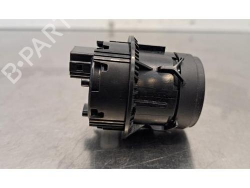 Switch AUDI A3 Limousine (8YS, 8YM) 35 TDI | BP40025846I30 - Image 4