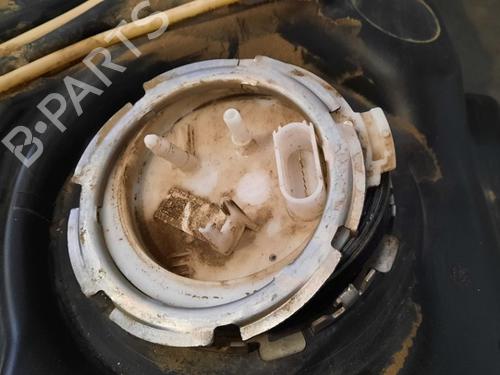 Used Fuel pump VW POLO VI (AW1, BZ1, AE1) 1.0 (75 hp) 10890831
