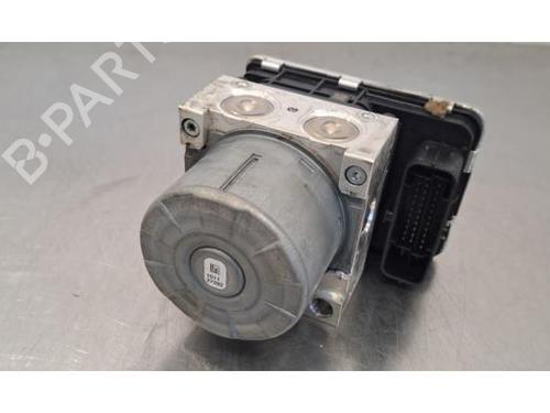 Used ABS pump ABS pump SKODA OCTAVIA III Combi (5E5, 5E6) 2.0 TSI RS (245 hp) 33710691 33710691
