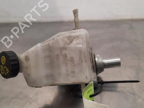 Used Brake master cylinder CITROËN C5 AIRCROSS (A_) 1.5 BlueHDi 130 (ACYHZJ, ACYHZR) (131 hp) 23627152