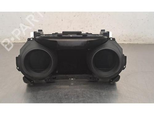instrument-cluster-toyota-yaris-_p21_-_pa1_-_ph1_-2020-34408522 main image