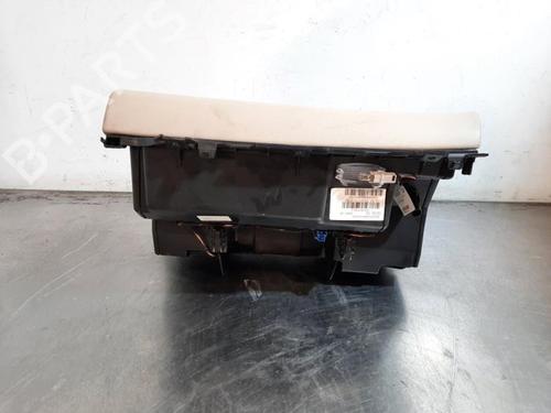 Handskerum MERCEDES-BENZ EQV (W447) EQV 300 (447.813, 447.815) | BP39038640C95 - Image 2