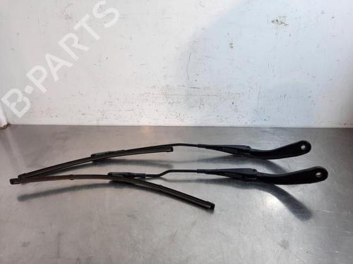Front windshield wiper arm BMW 1 (F20) 116 d | BP23584920C143 