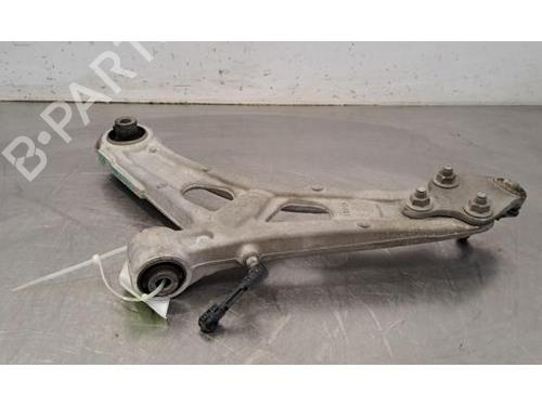 Right front suspension arm PEUGEOT 308 III (FB_, FH_, FP_, F3_, FM_) PureTech 130 (FPHNSL, FPHNST) | BP29468260M13 