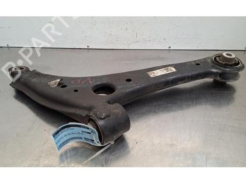Used Right front suspension arm Right front suspension arm MERCEDES-BENZ SPRINTER 3,5-t Van (B907, B910) 311 CDI (910.631, 910.633) (114 hp) 36757928 36757928