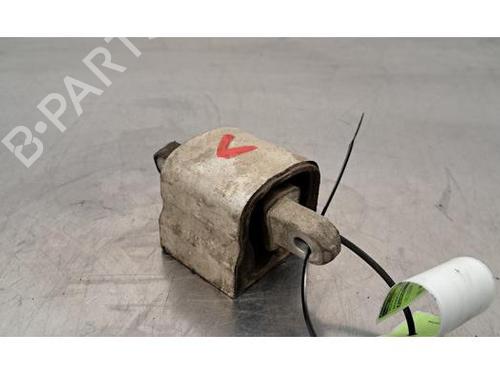 Used Gearbox mount MERCEDES-BENZ VITO Van (W447) 114 CDI (447.601, 447.603, 447.605) (136 hp) 23638284