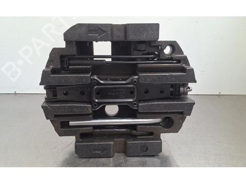 Jack Kit Jack Kit SKODA OCTAVIA IV Combi (NX5, PV5) 2.0 TDi (116 hp) 36012331 36012331