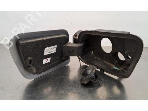 Fuel flap PEUGEOT 2008 II (UD_, US_, UY_, UJ_, UR_, UC_) 1.5 BlueHDI 100 | BP28067451C131