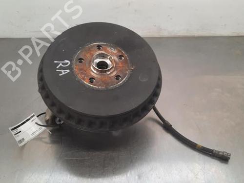Højre hjullejehus spindel VW ID.3 (E11, E12) Pro (204 hp) 23612225