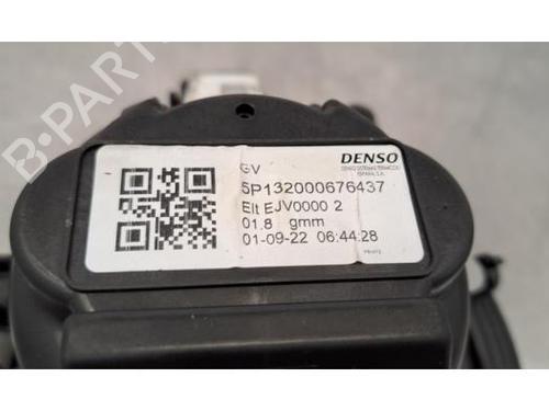 Heater blower motor PEUGEOT 3008 II SUV (MC_, MR_, MJ_, M4_) 1.5 BlueHDi 130 | BP30046692M62 