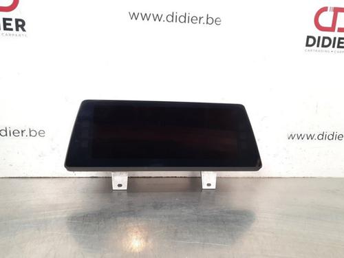 Used Display monitor BMW 3 Touring (F31) 320 d (163 hp) 10897677