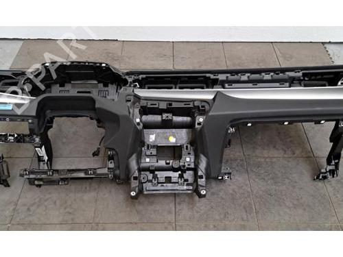 Cruscotto Cruscotto PEUGEOT 308 III (FB_, FH_, FP_, F3_, FM_) Hybrid 180 (F3DGXT, F3DGMH) (181 hp) 35772805 35772805