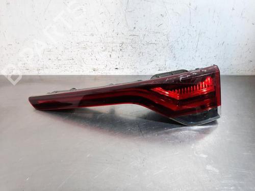 Used Right taillight RENAULT MEGANE IV Grandtour (K9A/M/N_) 1.5 Blue dCi 115 (K9A6) (116 hp) 30532509