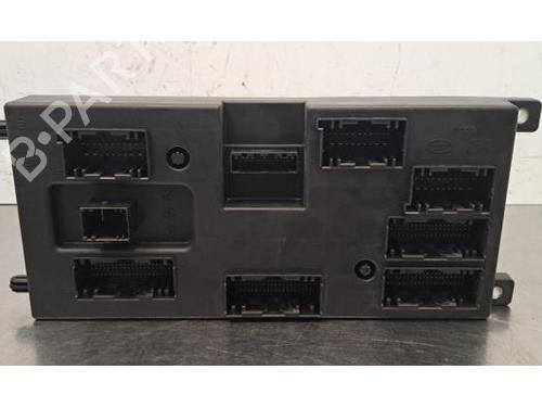 control-unit-jaguar-e-pace-x540-2017-40614772 main image