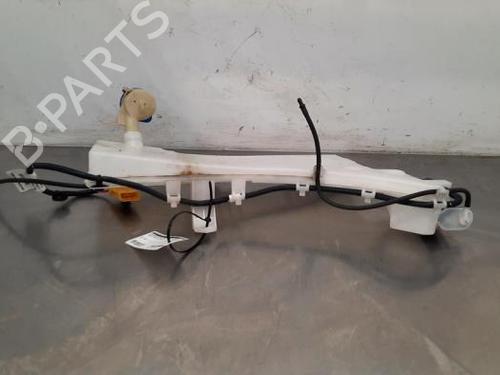 Windscreen washer tank PEUGEOT 5008 II (MC_, MJ_, MR_, M4_) 1.2 THP (MRHNYH, MRHNYW, MRHNSJ, MRHNSU, MRHNSM) | BP23619184C113