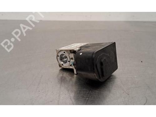 Elektronisk sensor PORSCHE TAYCAN (Y1A) Performance Battery Plus (Y1AAA1) (476 hp) 29621397