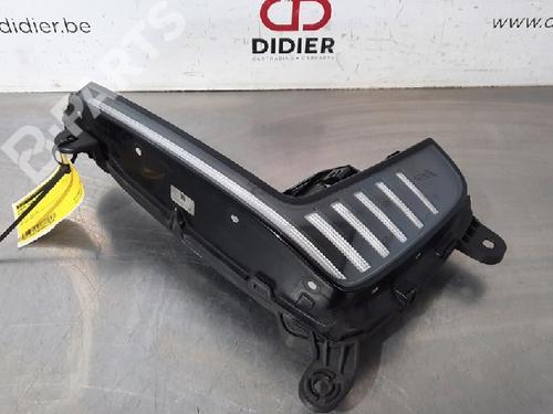 Used Right daytime light Right daytime light AUDI Q7 (4MB, 4MG, 4MQ) 3.0 TDI e-tron quattro (374 hp) 10878571 10878571