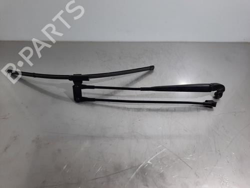 Used Front windshield wiper arm PEUGEOT 108 1.0 VTi (69 hp) 16264135