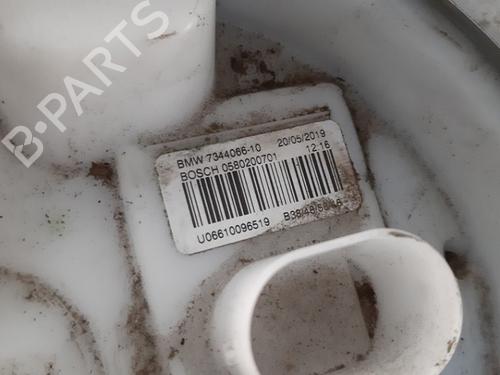 Used Fuel pump BMW 3 Touring (F31) 318 i (136 hp) 10896345