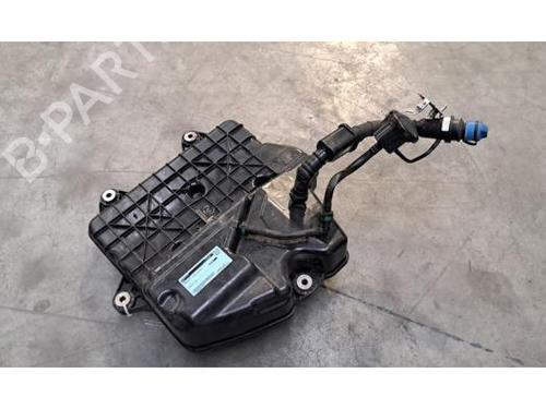 Used AdBlue tank AdBlue tank MERCEDES-BENZ C-CLASS (W205) C 220 d (205.014) (194 hp) 34048241 34048241