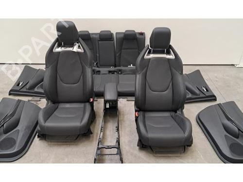 seats-set-toyota-corolla-estate-_e21_-2019-38606288 main image