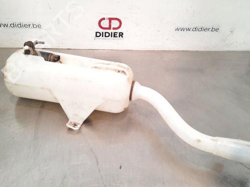 Used Windscreen washer tank FIAT TIPO Estate (356_, 357_) 1.4 (356WXA1B) (95 hp) 10897542