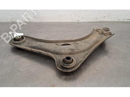 Right front suspension arm CITROËN C3 III (SX) 1.6 BlueHDi 100 | BP24479750M13