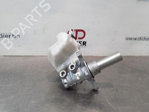 Used Brake master cylinder BMW 3 (F30, F80) 320 d xDrive (190 hp) 10893192