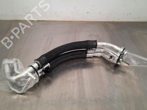 AC pipe TESLA MODEL Y (5YJY) EV Performance All-wheel Drive | BP34198192M126 - Image 2