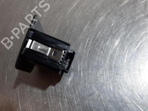 Switch BMW X1 (F48) sDrive 18 d | BP19633042I30