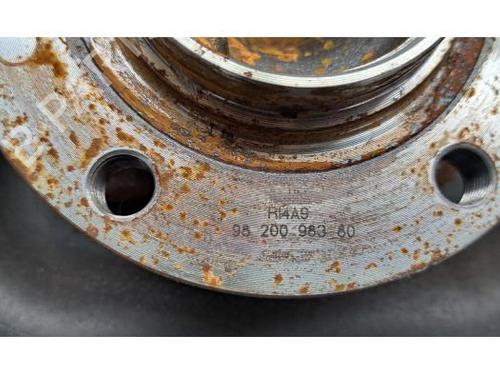 Left rear steering knuckle PEUGEOT 3008 II SUV (MC_, MR_, MJ_, M4_) 1.2 Hybrid 136 (MRHPYE) | BP25254668M27 