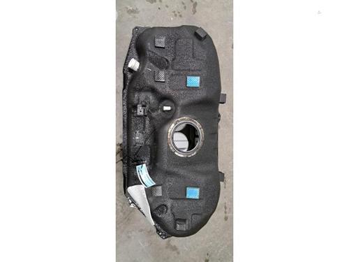 Used Fuel tank KIA STONIC (YB) 1.0 T-GDi (101 hp) 31371961