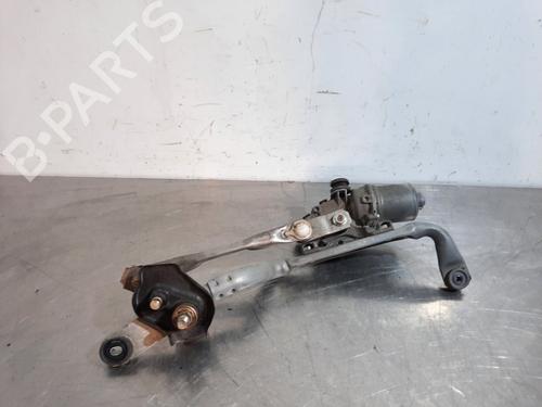Used Front wiper motor TOYOTA YARIS (_P13_) 1.5 Hybrid (NHP130_, NHP130) (101 hp) 17112291