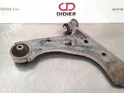 Used Right front suspension arm OPEL CORSA E (X15) 1.2 (08, 68) (69 hp) 10872208