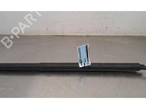 Used Tailgate lift support Tailgate lift support PEUGEOT 5008 III (KA_, KB_, KC_) e-210 (213 hp) 33031281 33031281