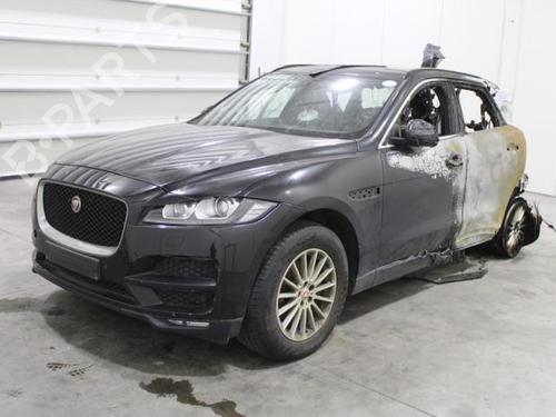 Brugte JAGUAR F-PACE (X761) 2.0 TD4 AWD 4822823